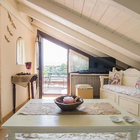 Cozy Attic Apartment Arachova Exterior photo