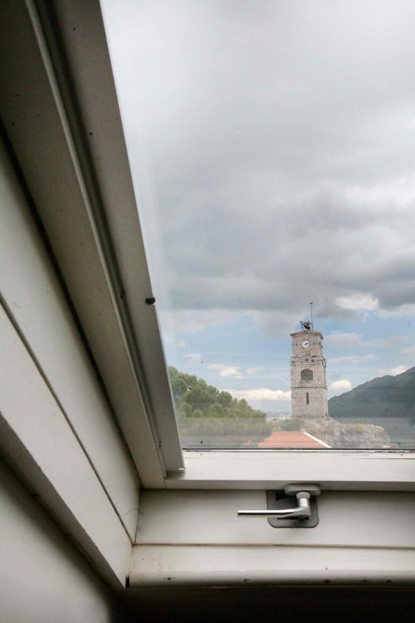 Cozy Attic Apartment Arachova Exterior photo